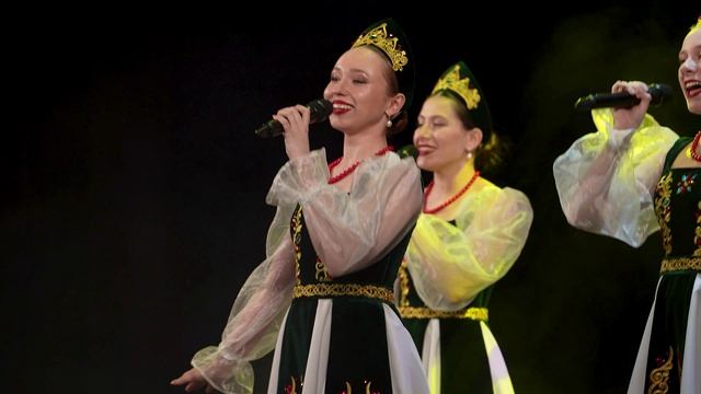 Вокальный ансамбль Любо дорого. Вишня. Фестиваль Катюша 2025 смотреть онлайн