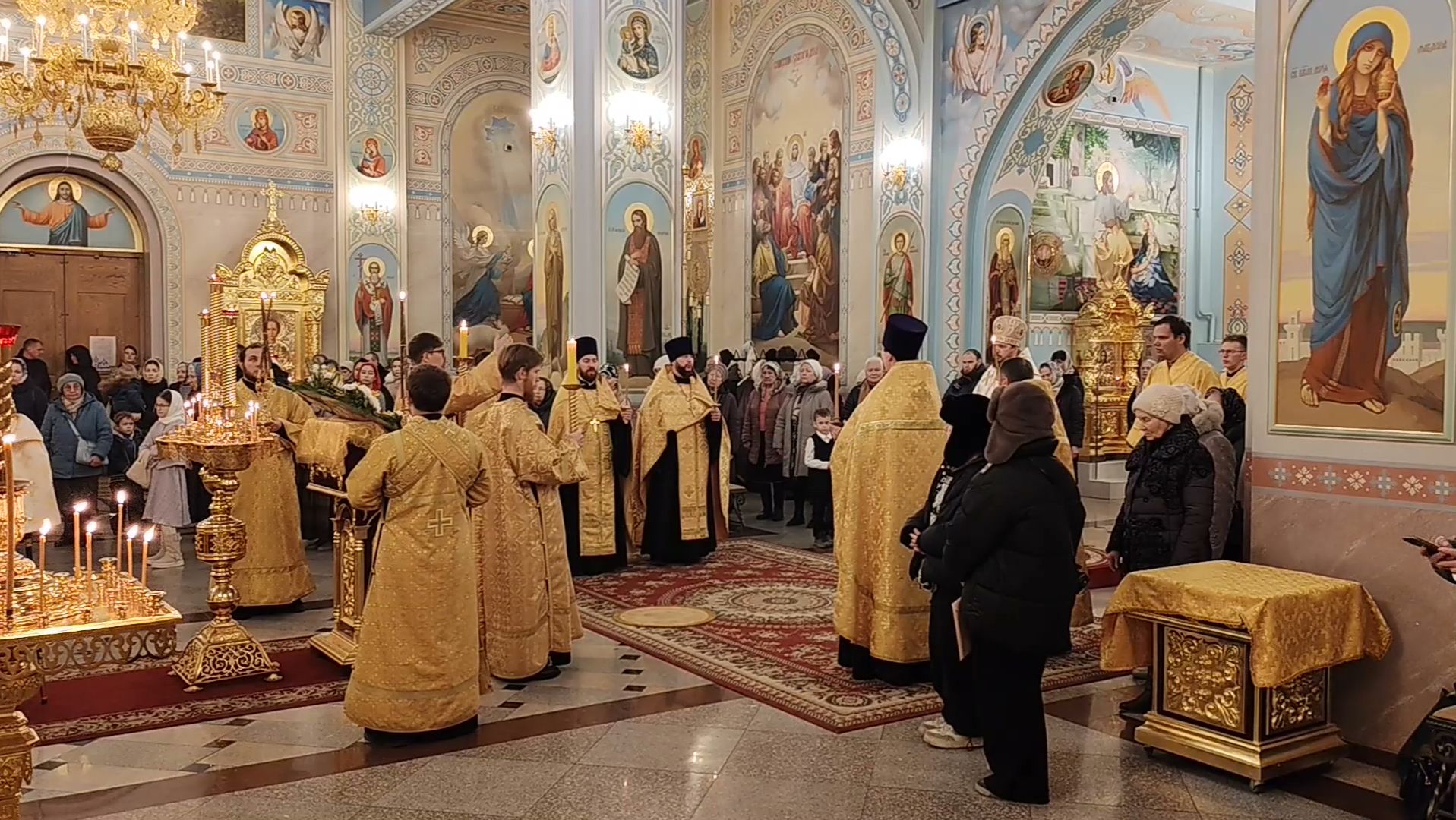 Величание Святителя Николая, архиепископа Мир Ликийских и чудотворца.