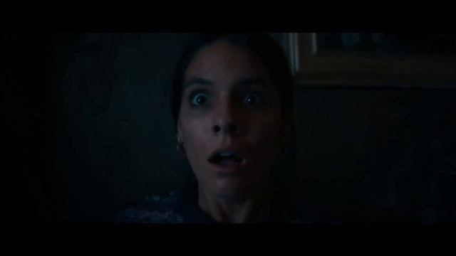 Laura Hasn't Slept (Лора не спала) - озвучка на русском смотреть онлайн