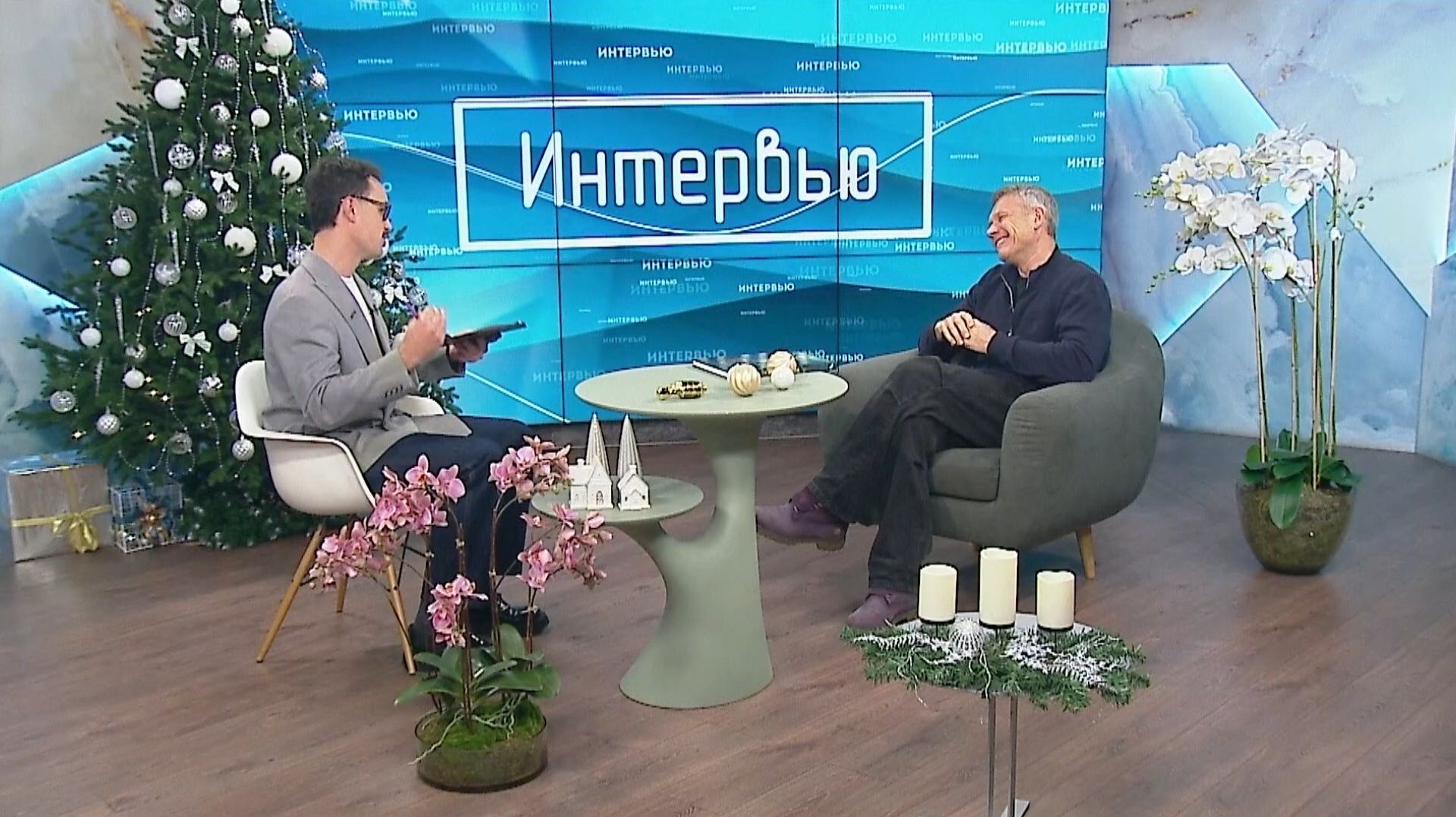 Евгений Бедарев: о новой книге, аудиоспектакле со звёздами кино и подарках алтайским библиотекам смотреть онлайн