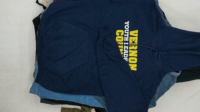 39300 ПРОДАН Толстовки микс, 49пак, AR8, секонд (extra) оптом смотреть онлайн