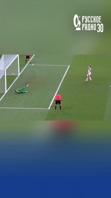 Матвей Сафонов отбил 4 пенальти и стал героем «ПСЖ» #матвейсафонов #псж #рекорд #футбол смотреть онлайн