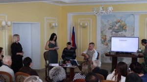 Творческий вечер семьи Дмитриевых в Яшкинской центральной библиотеке «Семья талантами богата»