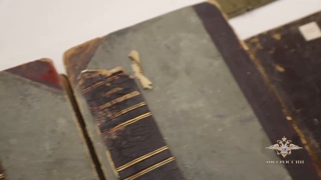 Полицейские на транспорте передали в Минкульт России церковные реликвии и старинные книги смотреть онлайн