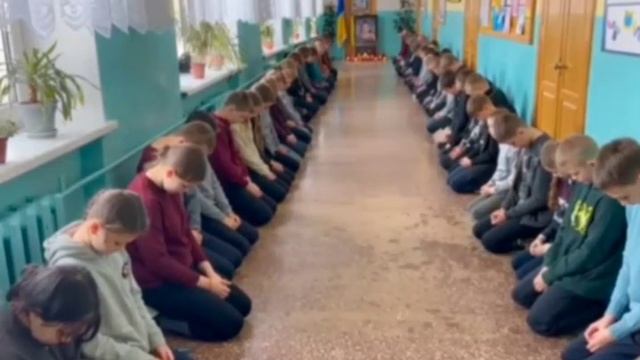 Украинский маразм крепчает. смотреть онлайн