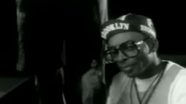 Michael Jordan And Spike Lee - It's Gotta Be The Shoes Nike Commercial (1991)