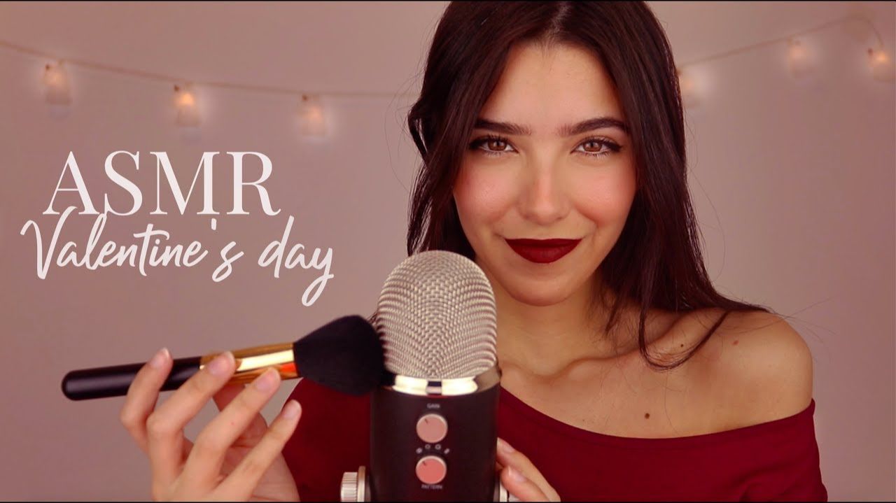 ASMR Let Me Make You Sleepy! Mic Brushing & Soft Singing (Valentine's day edition) смотреть онлайн