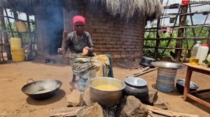 Реальная жизнь и быт в африканской деревне. Как готовят еду местные женщины и ведут хохяйство