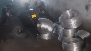 Несколько мелких производств в Пакистане.