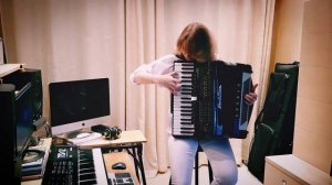 «Indifference» (Равнодушие) — знаменитый французский вальс-мюзет Жозефа Коломбо  #УльянаАкКОрди