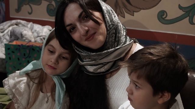 Видеосъемка Крещения в Храме Троицы Живоначальной на воробьевых горах смотреть онлайн