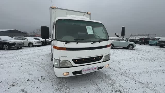 Toyota Dyna 2004 — рефрижератор 3.5 т, дизель 4.9 л, МКПП смотреть онлайн