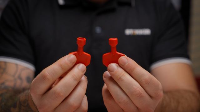 Диэлектрическая отвертка STLS005 от бренда Stekker