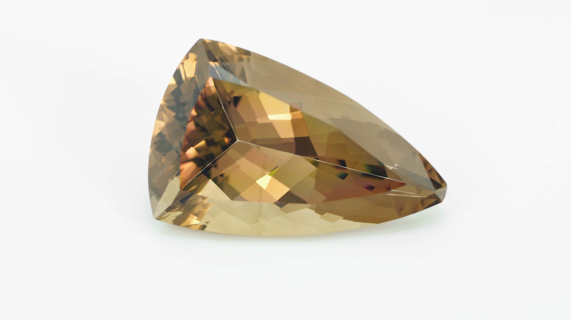 Дымчатый Кварц 23.07 карат смотреть онлайн