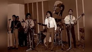 Эту песню пел наш школьный ансамбль в 78г.