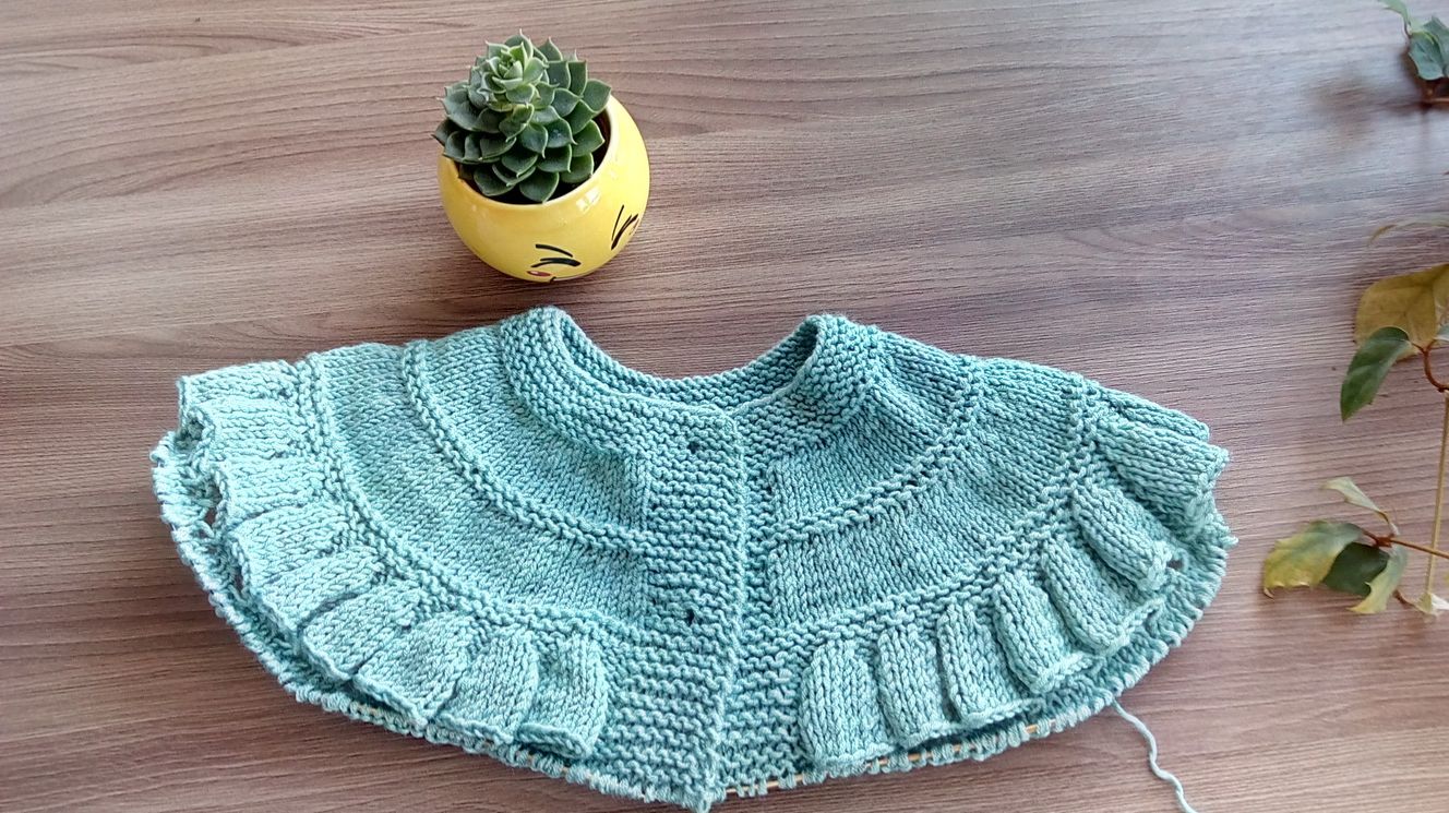 Кокетка для детского жакета