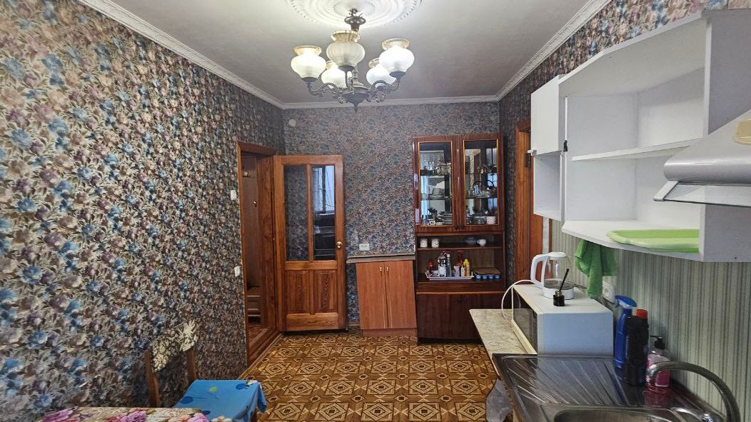 Обзор 2- комнатной квартиры на продажу в пгт. Кореиз, Севастопольское шоссе смотреть онлайн