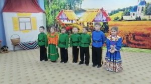 "Держим традиции!".  Фрагмент развлечения.