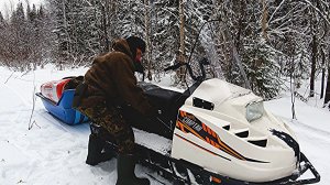 Снегоход сдох в тайге. Новая чудо - печь в избе.