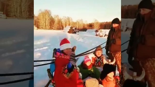 Зимняя прогулка на санях в Деревеньке моей