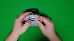 Кодовая сейф ключница Аллюр. Как поменять код, что внутри