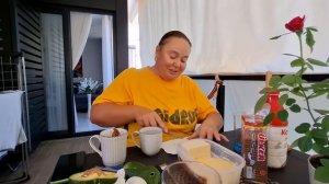 ДЕНЬ НАЧИНАЕТСЯ С МОЛИТВЫ КОФЕ И НОВЫХ ПЛАНОВ