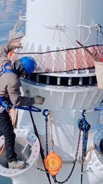 Самая высокая опора ЛЭП в мире ⚡️ 385-метровая башня из китайской провинции Цзянсу смотреть онлайн