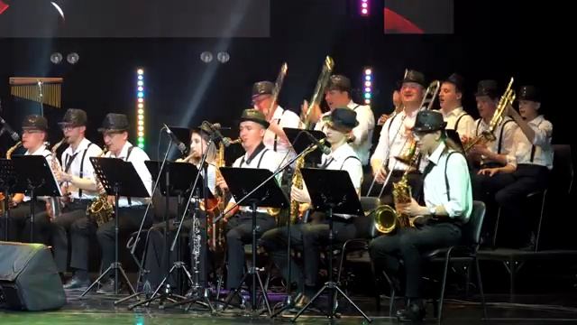 Royal Crown Revue Hey Pachuco STUD BAND LIVE IN PHILARMONIA 2024 [get.gt]