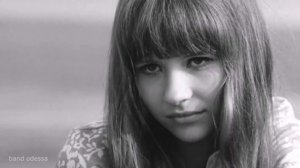 С кем ты. Очень горячая песня