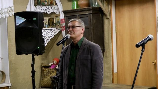 НИКОЛАЙ ГОГОЛЬ
Эх, тройка! птица тройка, кто тебя выдумал? знать, у бойкого народа ты могла только р смотреть онлайн