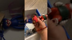 Папа увидел коробку