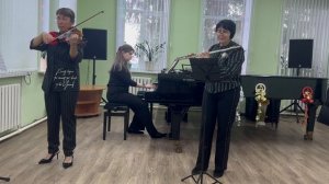 Трио «Гармония» «Скажите.девушки»