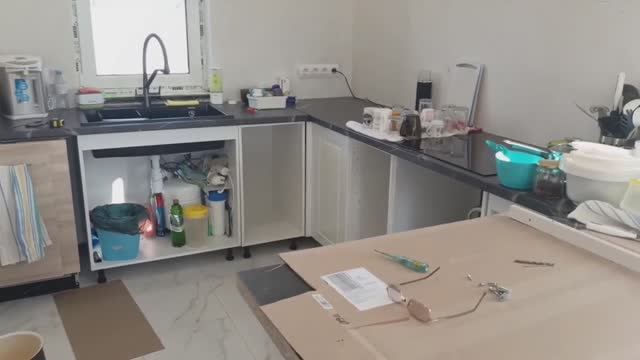 Сборка кухни своими руками. Угловой шкаф смотреть онлайн