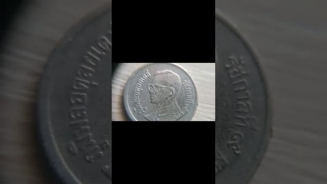 ОБЗОР МОНЕТ СО ВСЕГО МИРА! #шортс #обзор #ютуб #ютубшортс #монеты #монета #youtube #youtubeshorts #s смотреть онлайн