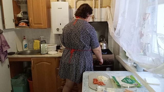 "Шестёрочка" заказала рекламу 🤑 смотреть онлайн