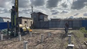 Фундамент на жб сваях для дома-бани цены на забивку жб свай с монтажом под ключ в Московской области