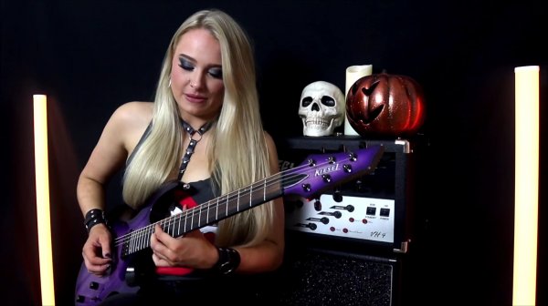 Sophie Lloyd - Ghostbusters theme