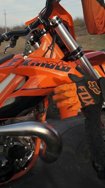 ОДИН РАДИАТОР ВМЕСТО ДВУХ! #беримото #эндуро #fxmoto #ktm смотреть онлайн