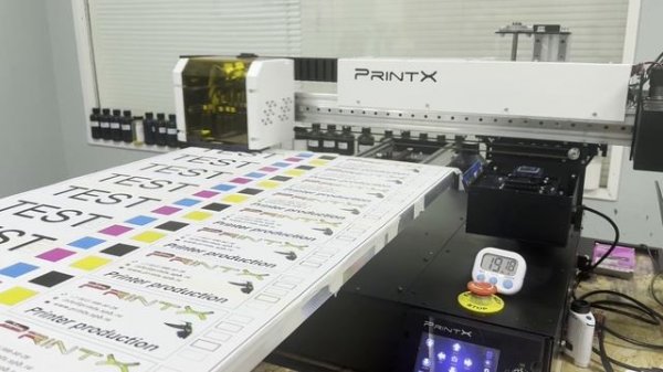 Тестирование УФ принтера PrintX формата А2+ на двух головах на большой картинке