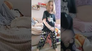 Танцую разные песни