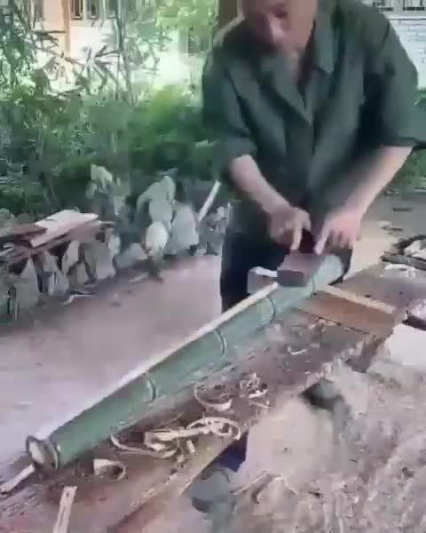 Настоящая винтовка из дерева. смотреть онлайн