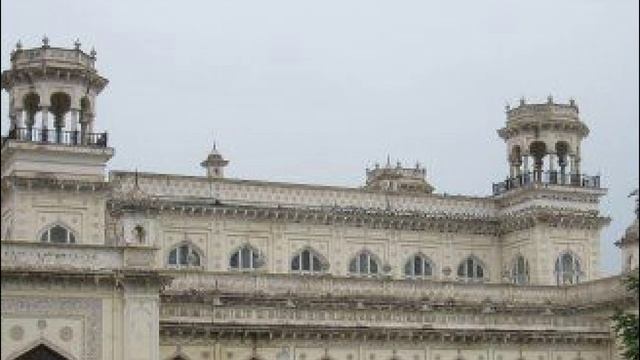 Дворец Чаумахалла