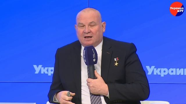 Ветеран Клупов прогнозирует войну между искусственным человеком и ИИ смотреть онлайн