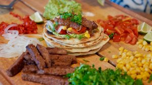 Минимум продуктов максимум гостей | Две котлеты спасают