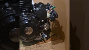 Двигатель на мотоцикл CB 250 кубов, 166FMM, с балансирным валом видеообзор