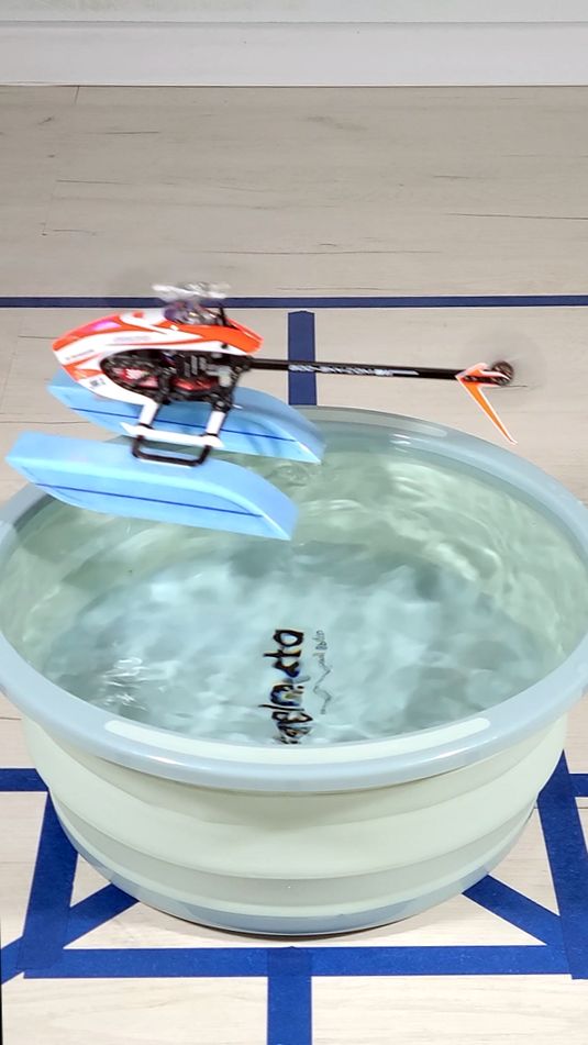 Посадка вертолёта на воду