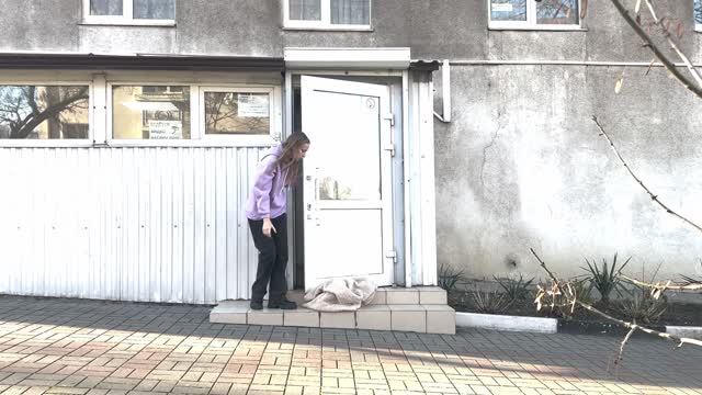 Спецэффект №1 "Проход через стену" Миргородская смотреть онлайн