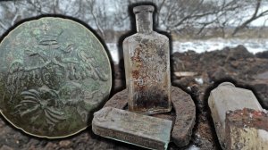 Шурф богатого дома с интересными находками! Поиск клада с металлоискателем в заброшенной деревне!