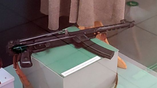 Пистолет-пулемет Судаева образца 1943-го года смотреть онлайн