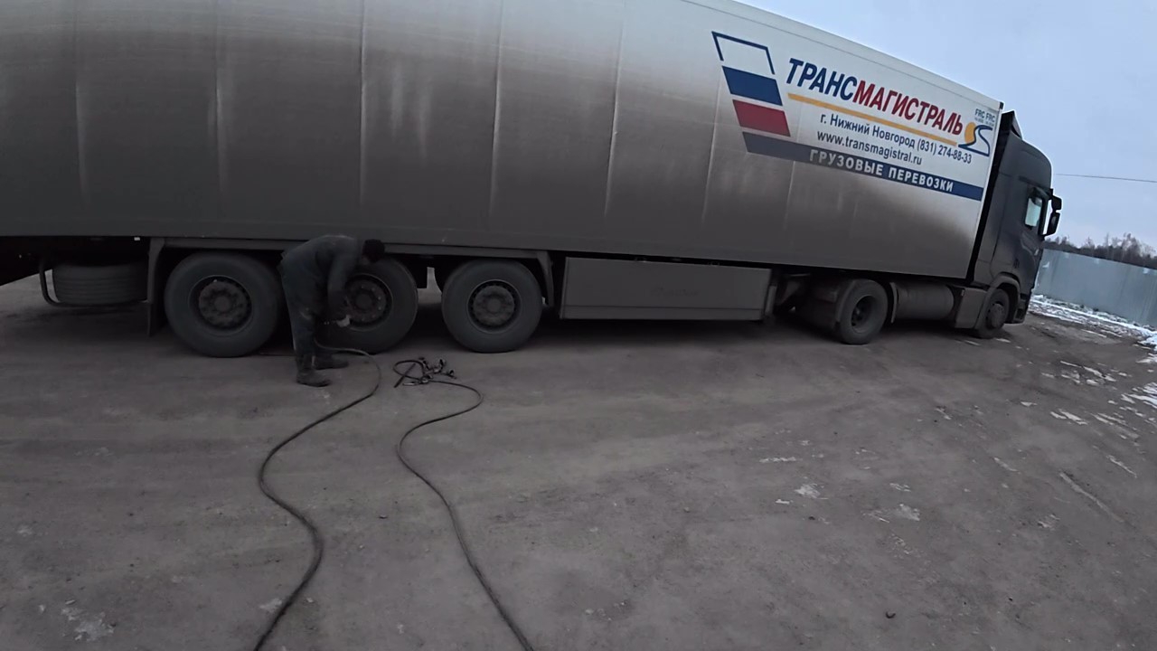Зимушка началась.❄️ Едем в Пермь, но о через шиномонтаж.🤣 смотреть онлайн